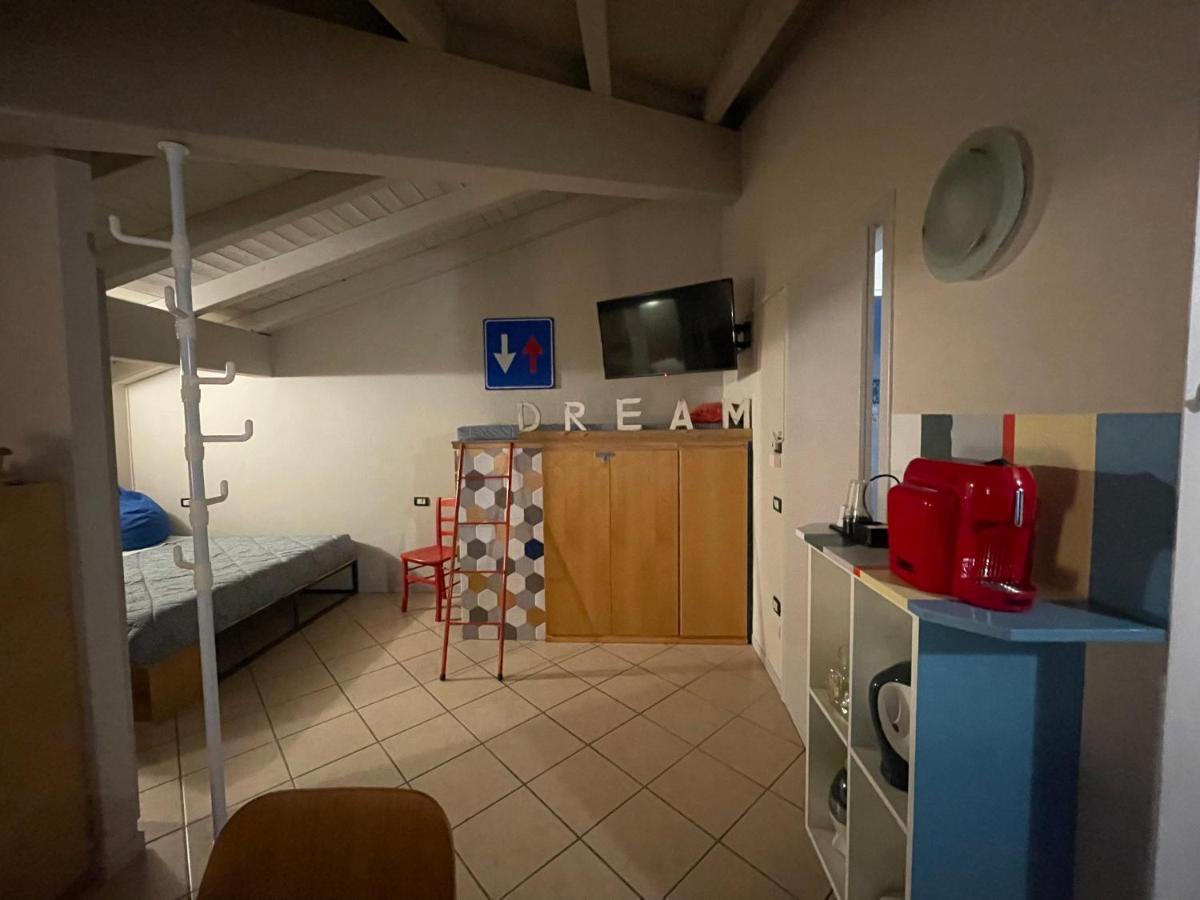 Mansardine Metropolitane Apartment Brescia Exterior photo